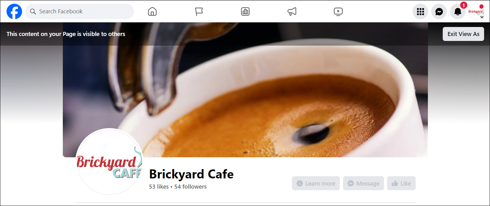 Página de Facebook como la vería un visitante con botón Learn More (Conocer más)
