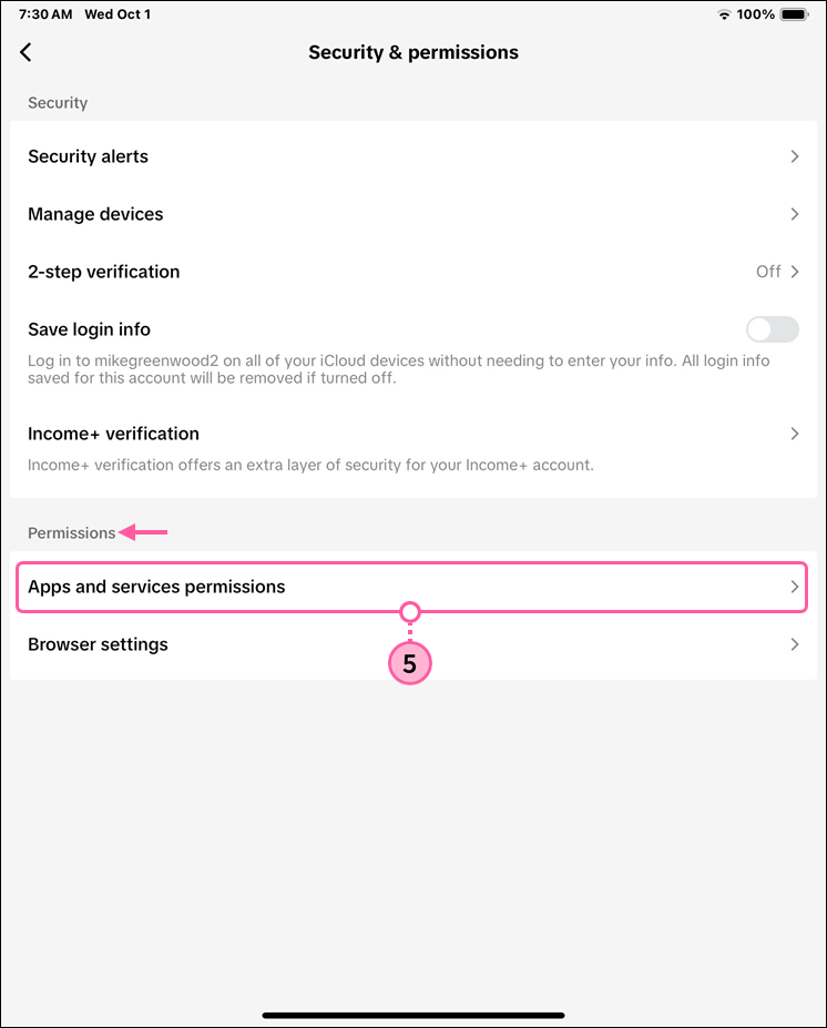 Página de TikTok Security & permissions (Seguridad y permisos) con sección Permissions (Permisos) y opción Apps and services permissions (Permisos de apps y servicios).